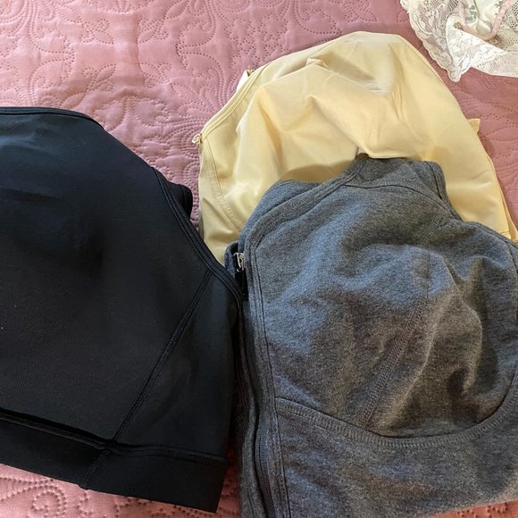 EUC~3 LARGE Bras-4X & 54D-1 low price - Picture 12 of 12